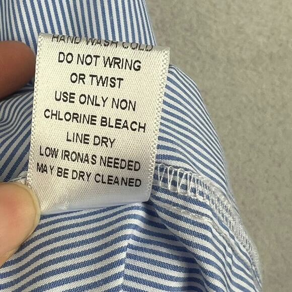 Jodifl Blouse Womens Size M Embroidered Floral Design Flutter Sleeve And Collar - Picture 6 of 8